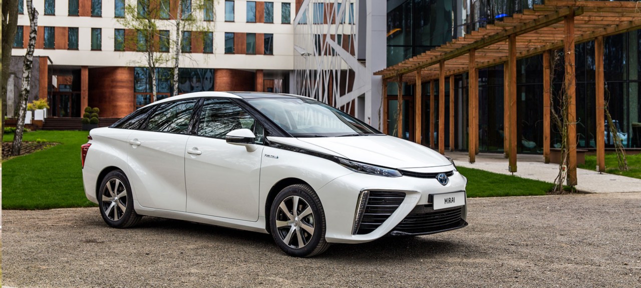 Toyota v loňském roce prodala 1,5 milionu elektrifikovaných vozů